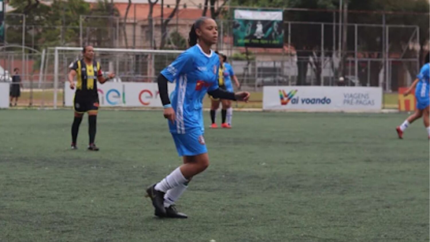 As vozes da várzea feminina: a importância do futebol amador - R7 Estúdio