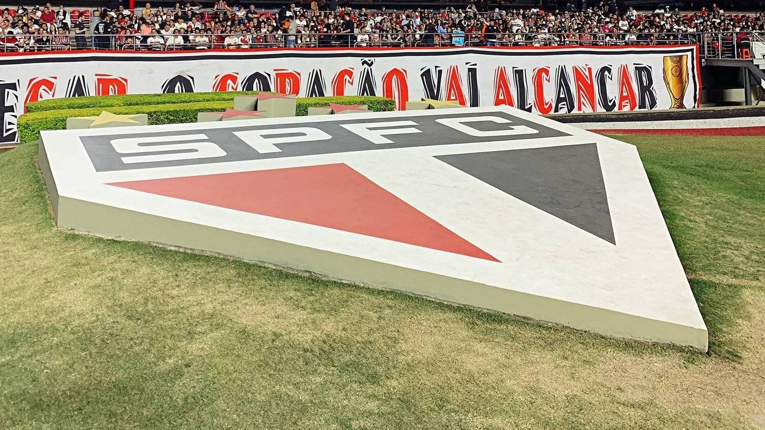 São Paulo prepara lista de jogadores que devem sair do clube em 2024 - Esportes