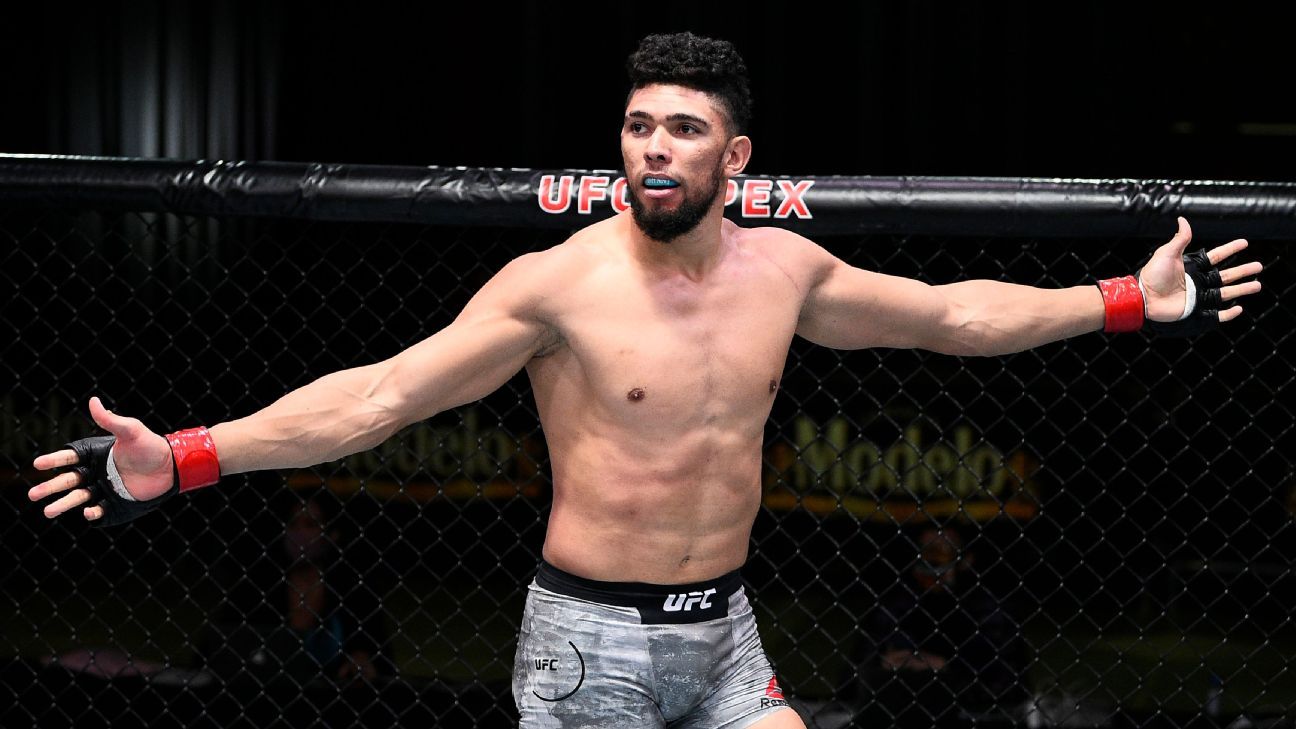 Conheça Johnny Walker, brasileiro que lidera primeiro UFC de 2024