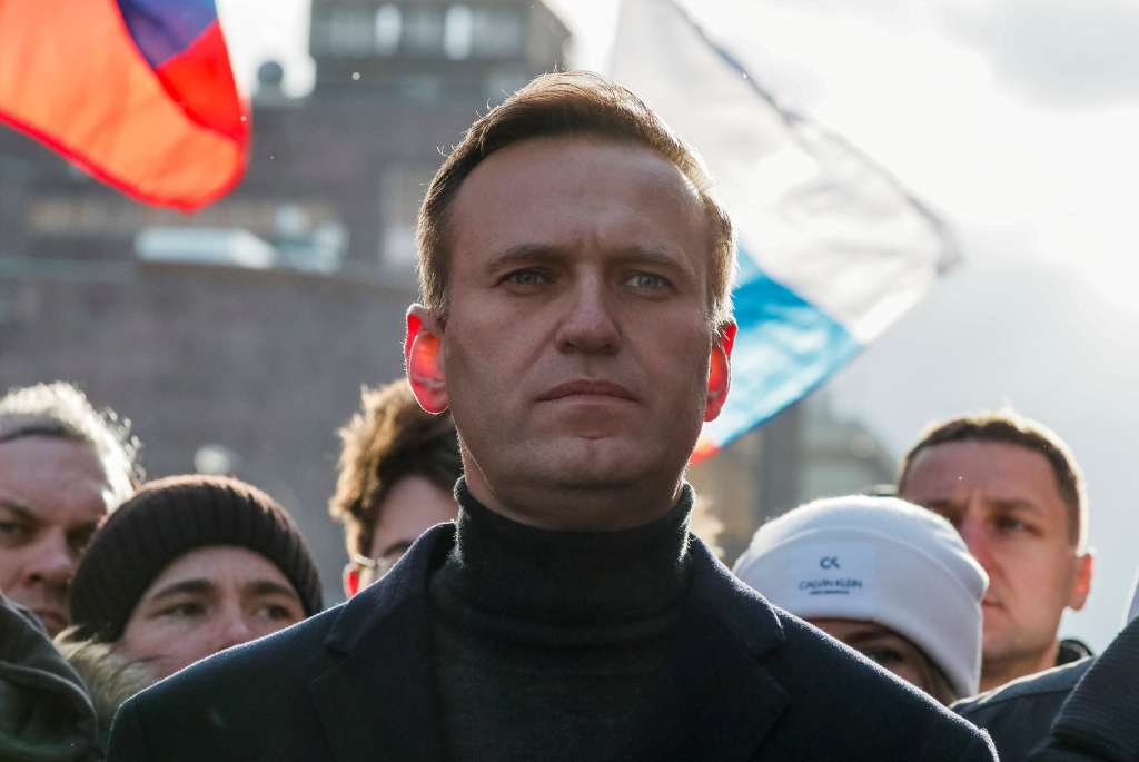 Alexei Navalny, principal opositor de Putin, está morto, informa serviço prisional russo