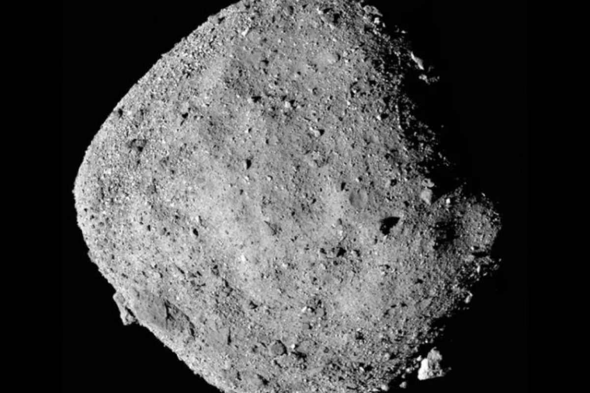 Asteroide com 300 metros de diâmetro passará pela Terra hoje