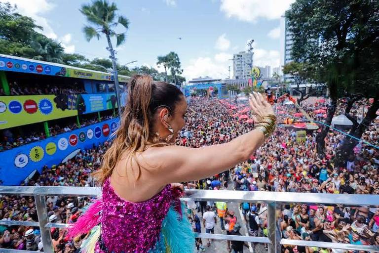 Ivete Sangalo tem Carnaval com perrengues e consagração - 13/02/2024 - Cotidiano