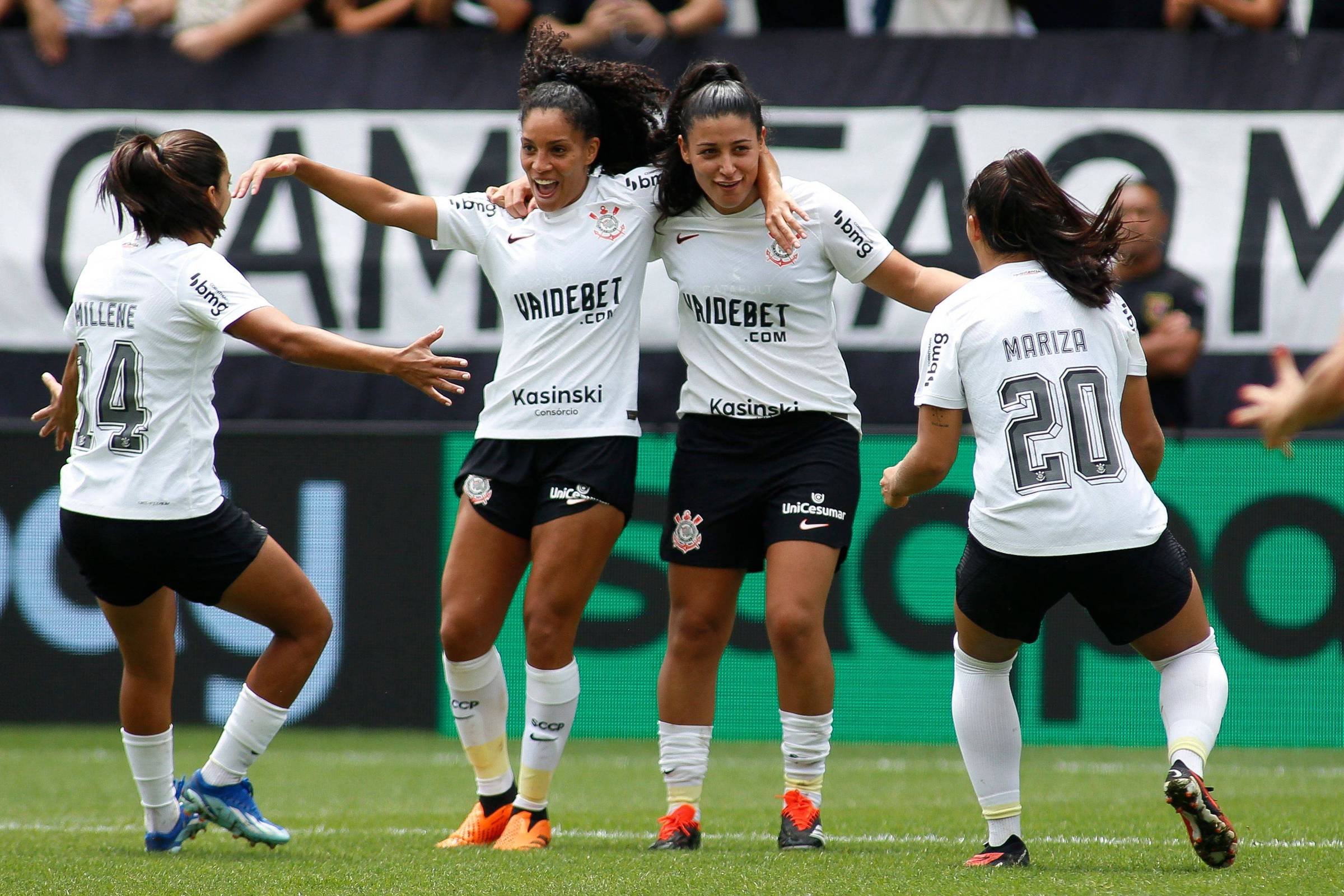 Supercopa do Brasil: Corinthians é tricampeão no feminino - 18/02/2024 - Esporte